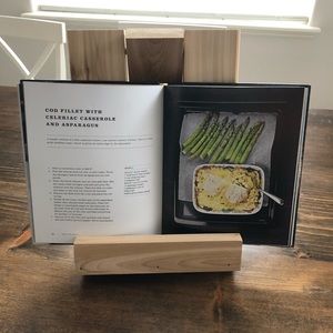 Modern cookbook/tablet stand